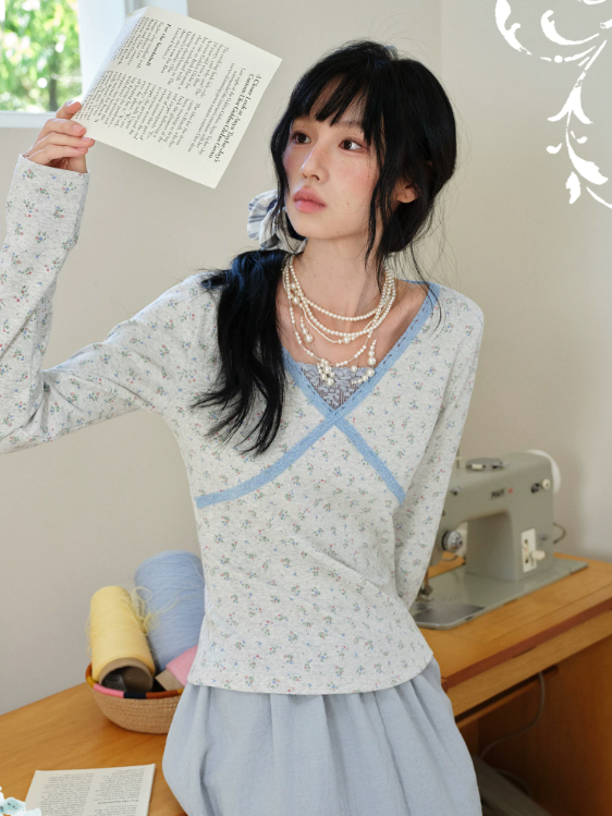 DAILY ARTIST - Light Gray Floral Lace Cross-Front Long-Sleeve Top
