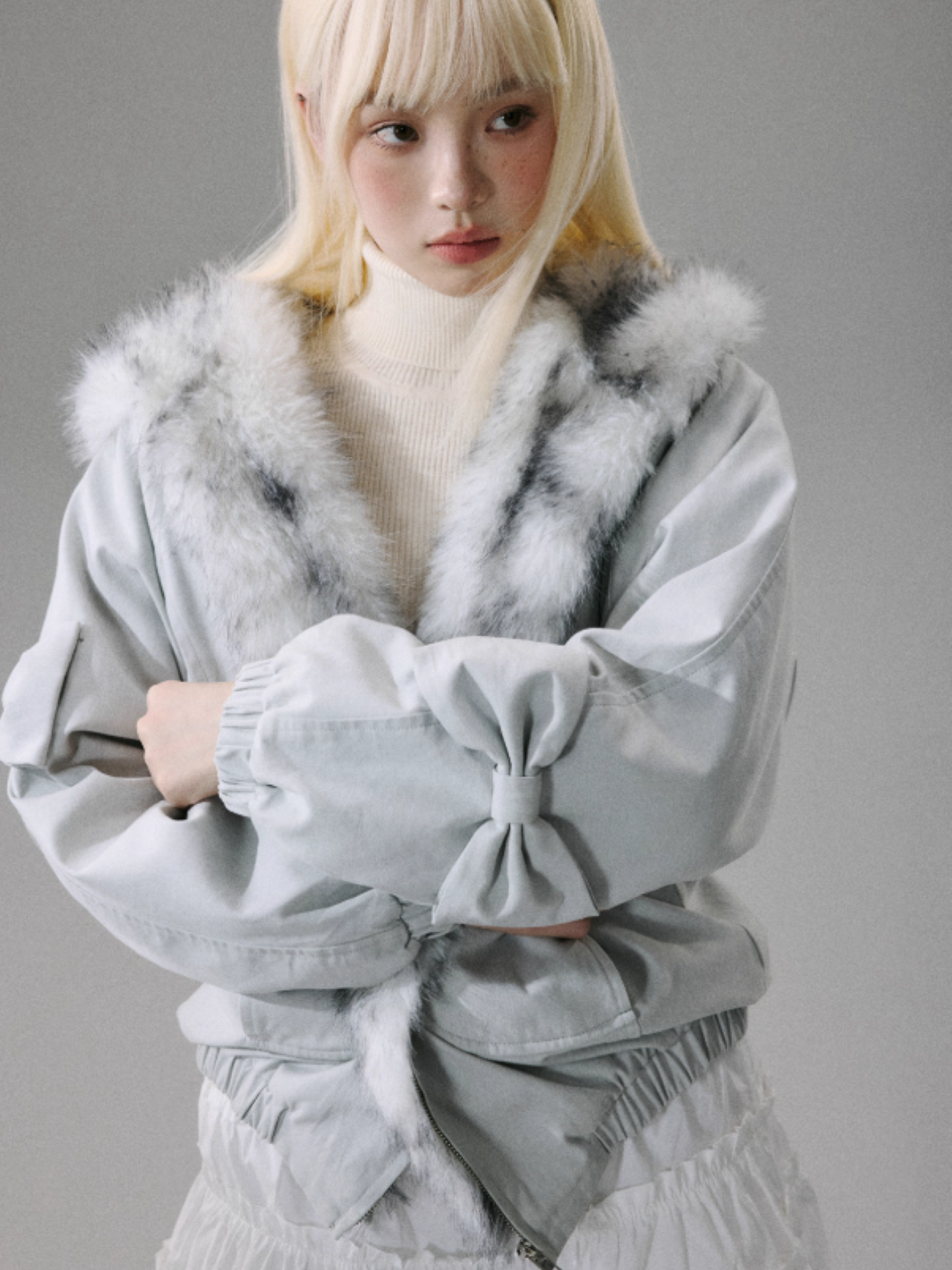 "Northern Frost Rime" Sweet-Cool Plush Hooded Jacket - Gray-White