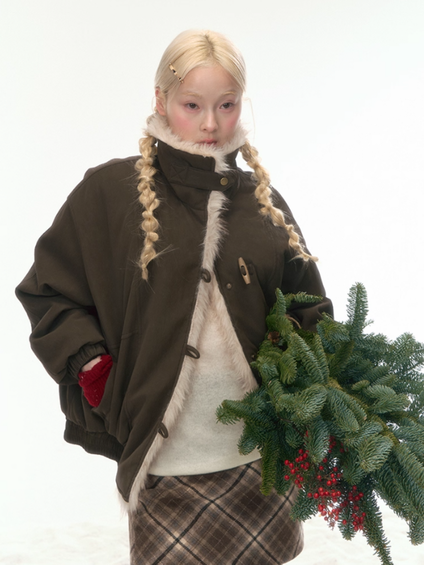 “Caramel Taro Mousse” Faux-Fur PU Leather Short Jacket WW2025458