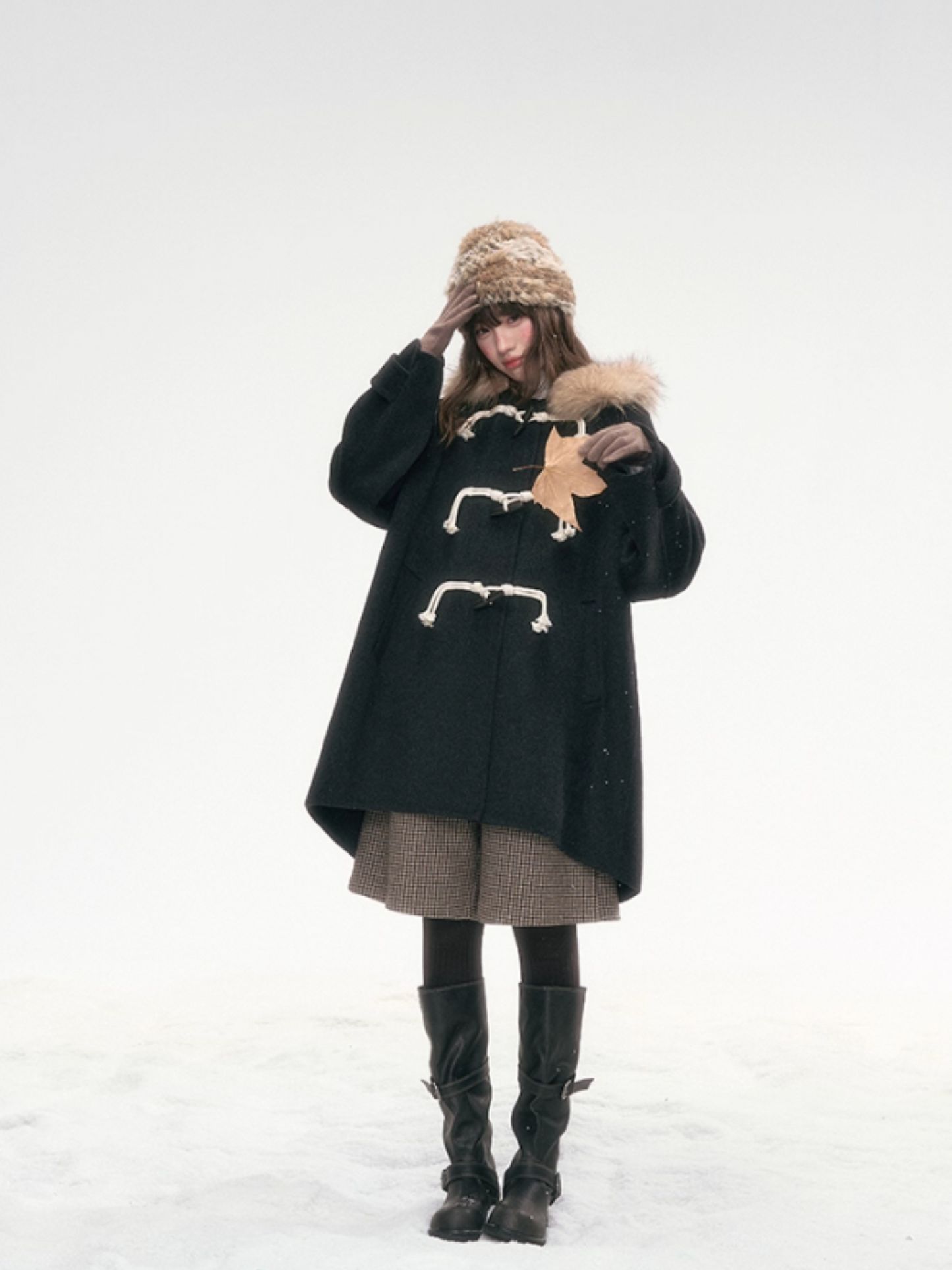 "Tundra Whispers" Wool Coat – Black LL2025319