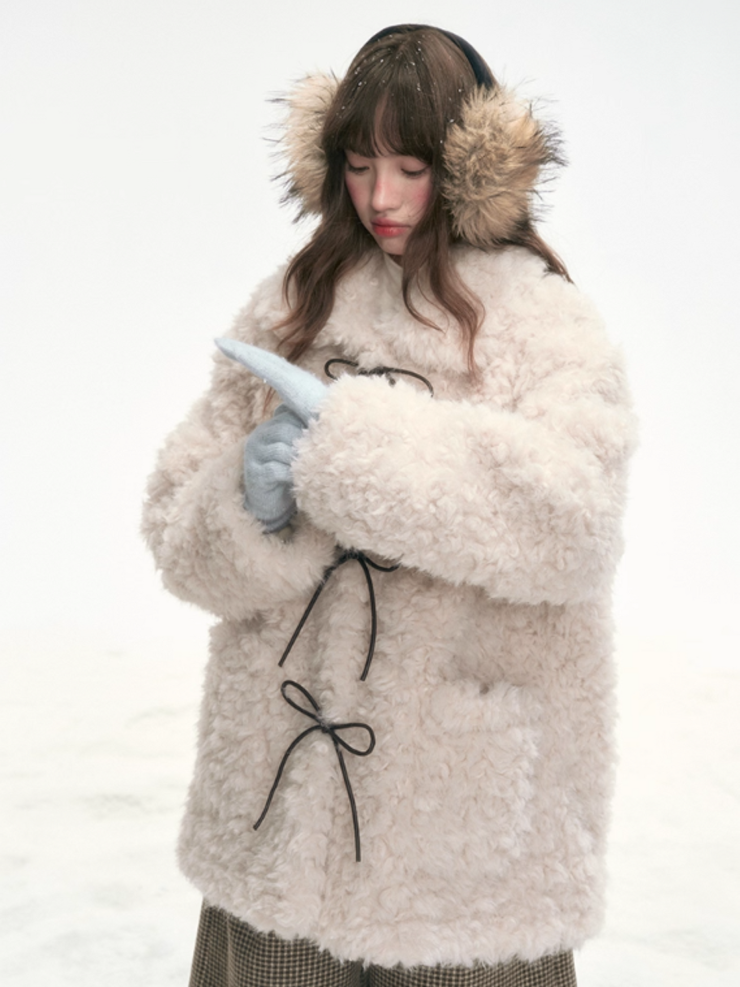 "Cocoa Pudding" Oatmeal Plush Bow Coat LL2025307
