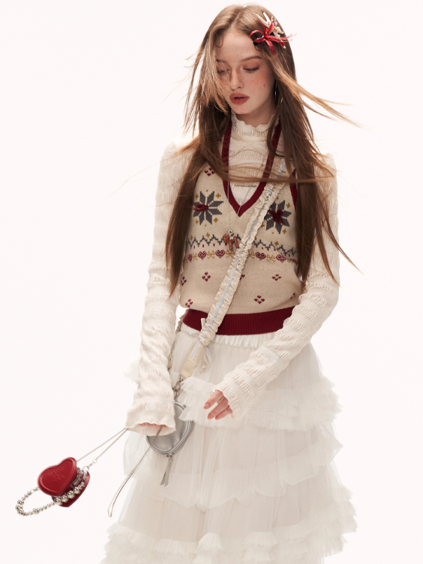 MAMC - Soft Beige Fair Isle Halter V-Neck Knit Vest WE872