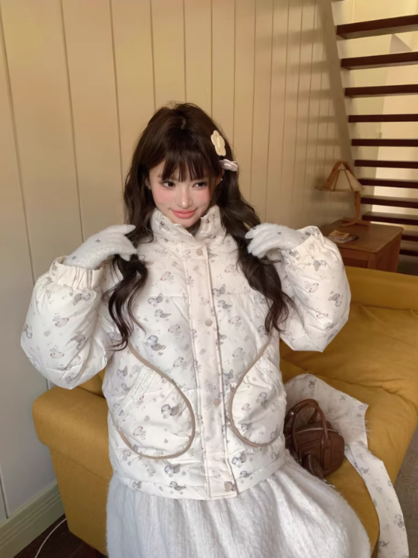 阮阮自制 - "Fluffy Pup" Bow-Detail Puppy Print Puffer Jacket