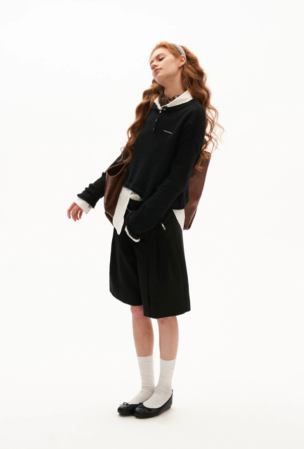 Tailored High-Waist Bermuda Suit Shorts (White / Black)