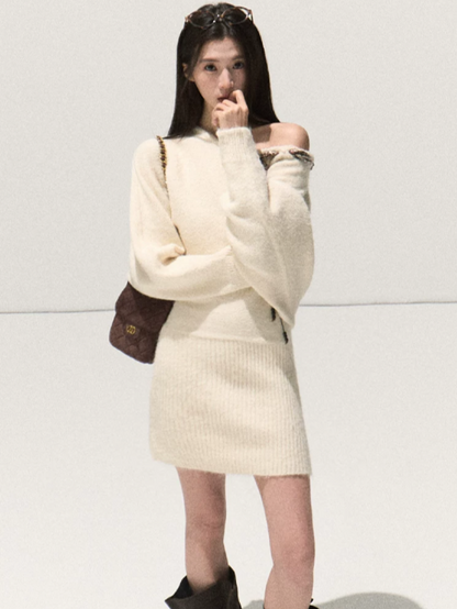 OAKMOO/ Almond White Wool-Blend Off-Shoulder Bodycon Knit Dress (With Scarf)