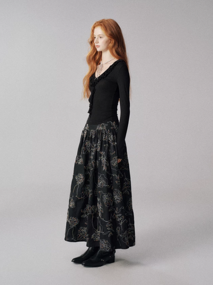 "氧气银河" V-Neck Ruffle Long-Sleeve Knit Top (Deep Black)