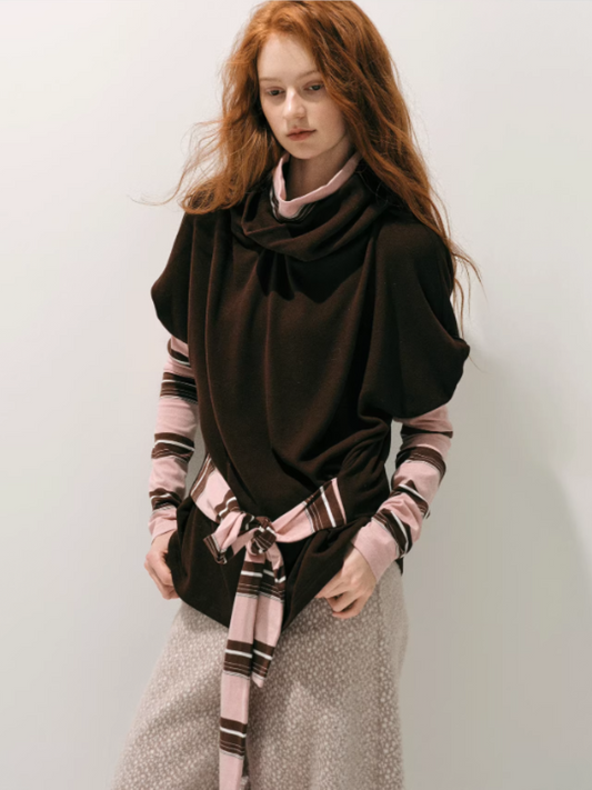 "粉色巧克力" Layered Mock-Neck Knit Top in Pink & Chocolate