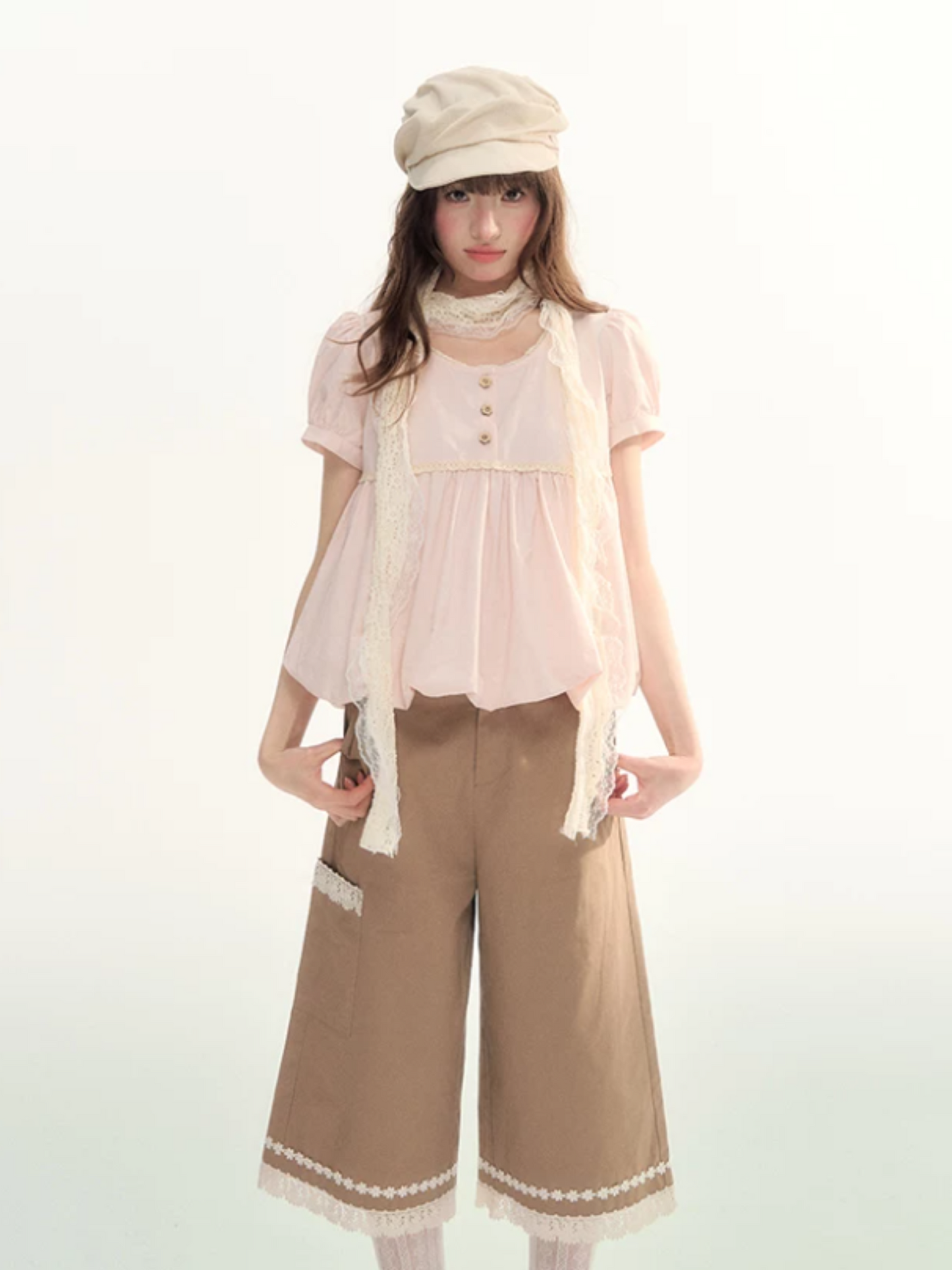 Caramel Lace Trim Cropped Straight-Leg Pants WW2026085