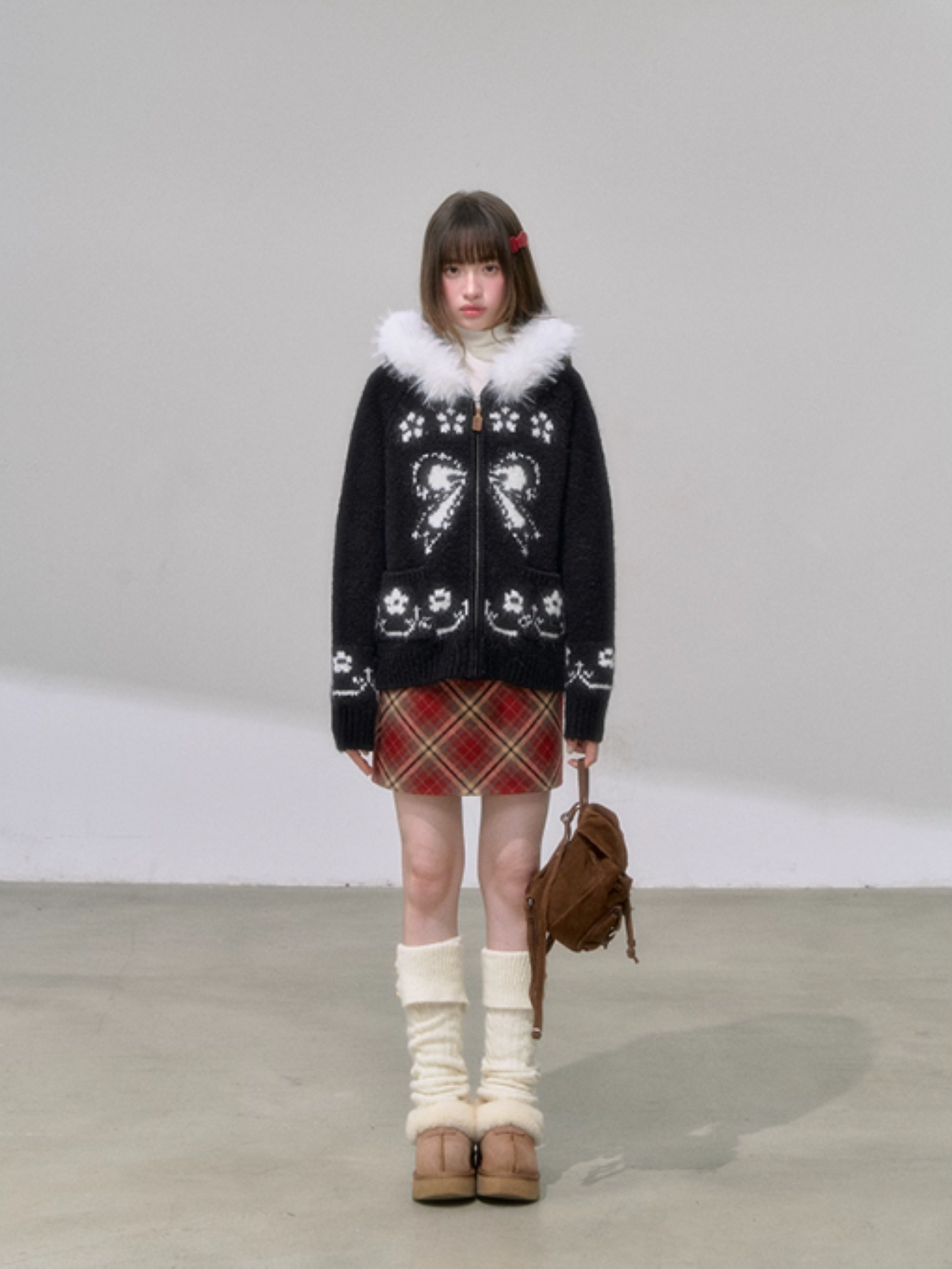 "暗夜花序" Floral Jacquard Knit Hoodie Cardigan – Black Sweet Girl Streetwear with Fur Trim
