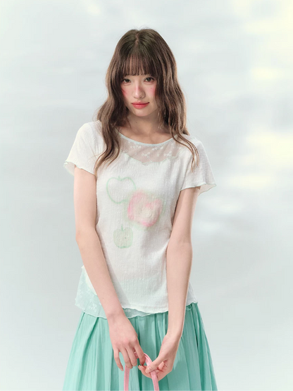 “Apple Mist Daydream” White Apple Print Ruched Tee