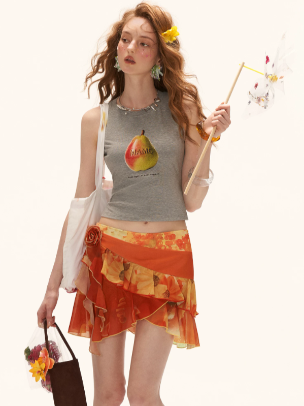 "Retro Pear Pop" Cropped Sleeveless Tank Top WE983