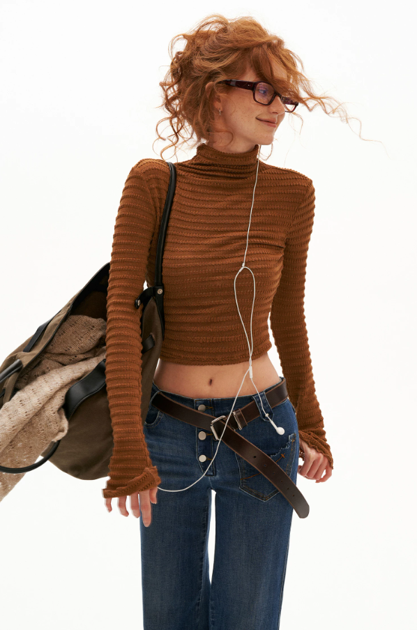 MAMC - Ribbed High-Neck Fitted Long-Sleeve Top (Black / Brown)