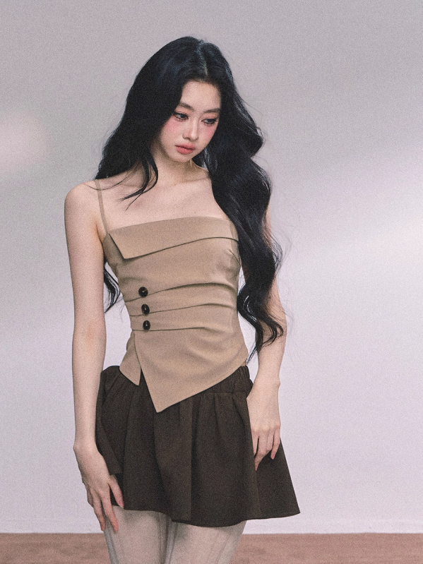 少也眼 Vintage-Inspired Irregular Two-Piece Set (Khaki Top & Brown Skirt)