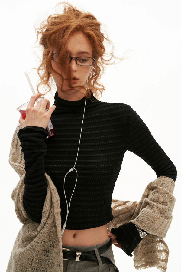 MAMC - Ribbed High-Neck Fitted Long-Sleeve Top (Black / Brown)