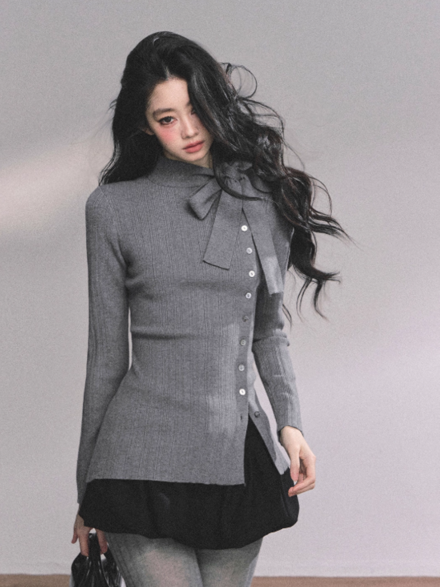 少也眼 Austin Heiress French-Style Slim Fit Long Sleeve Knit Tee