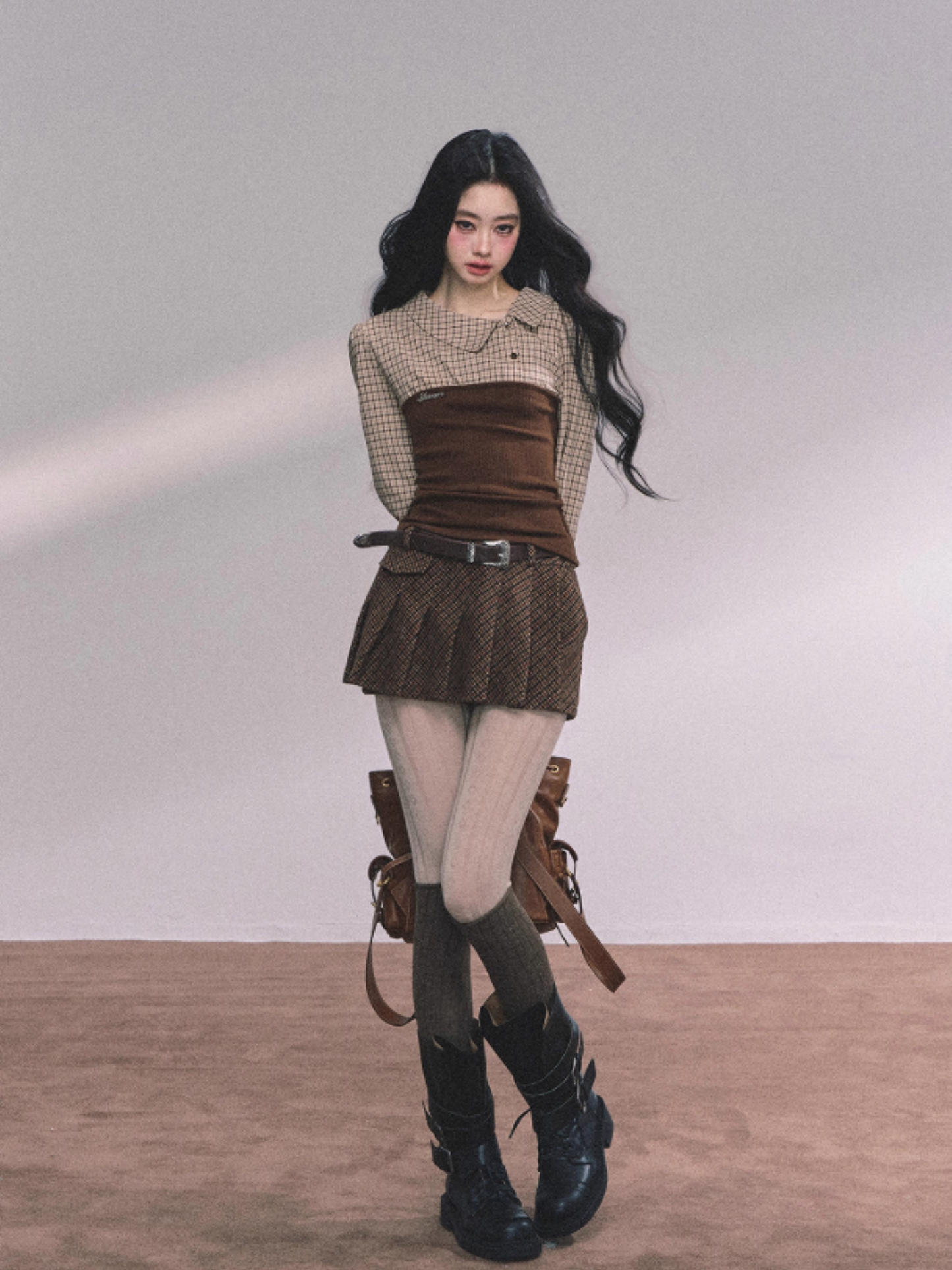 少也眼 Long Sleeve Knit Plaid Layered T-Shirt