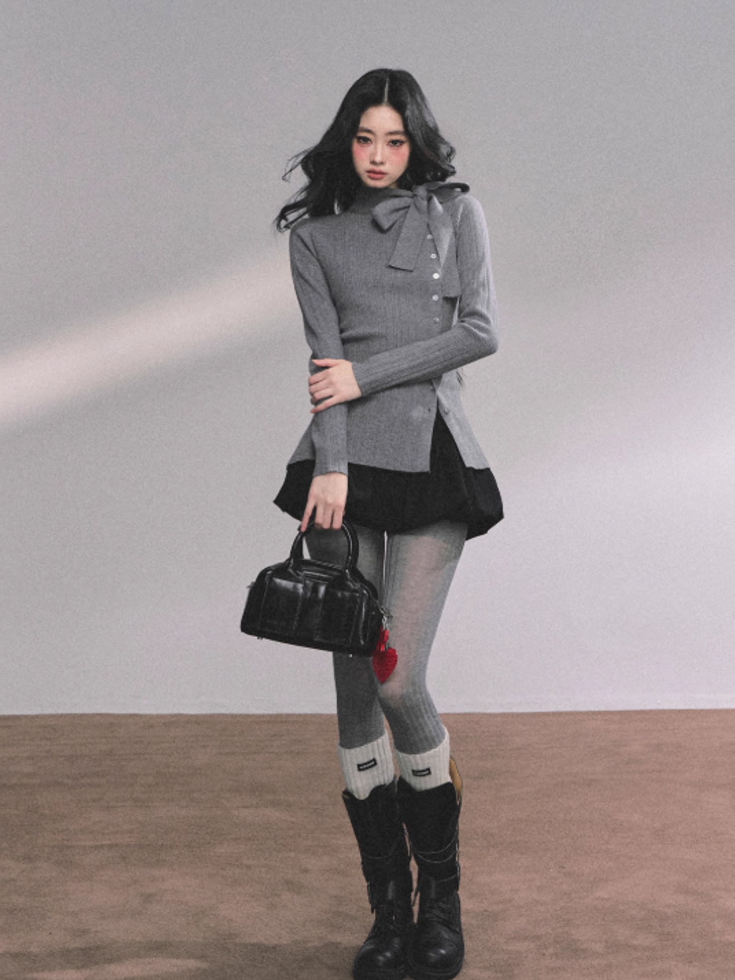 少也眼 Austin Heiress French-Style Slim Fit Long Sleeve Knit Tee