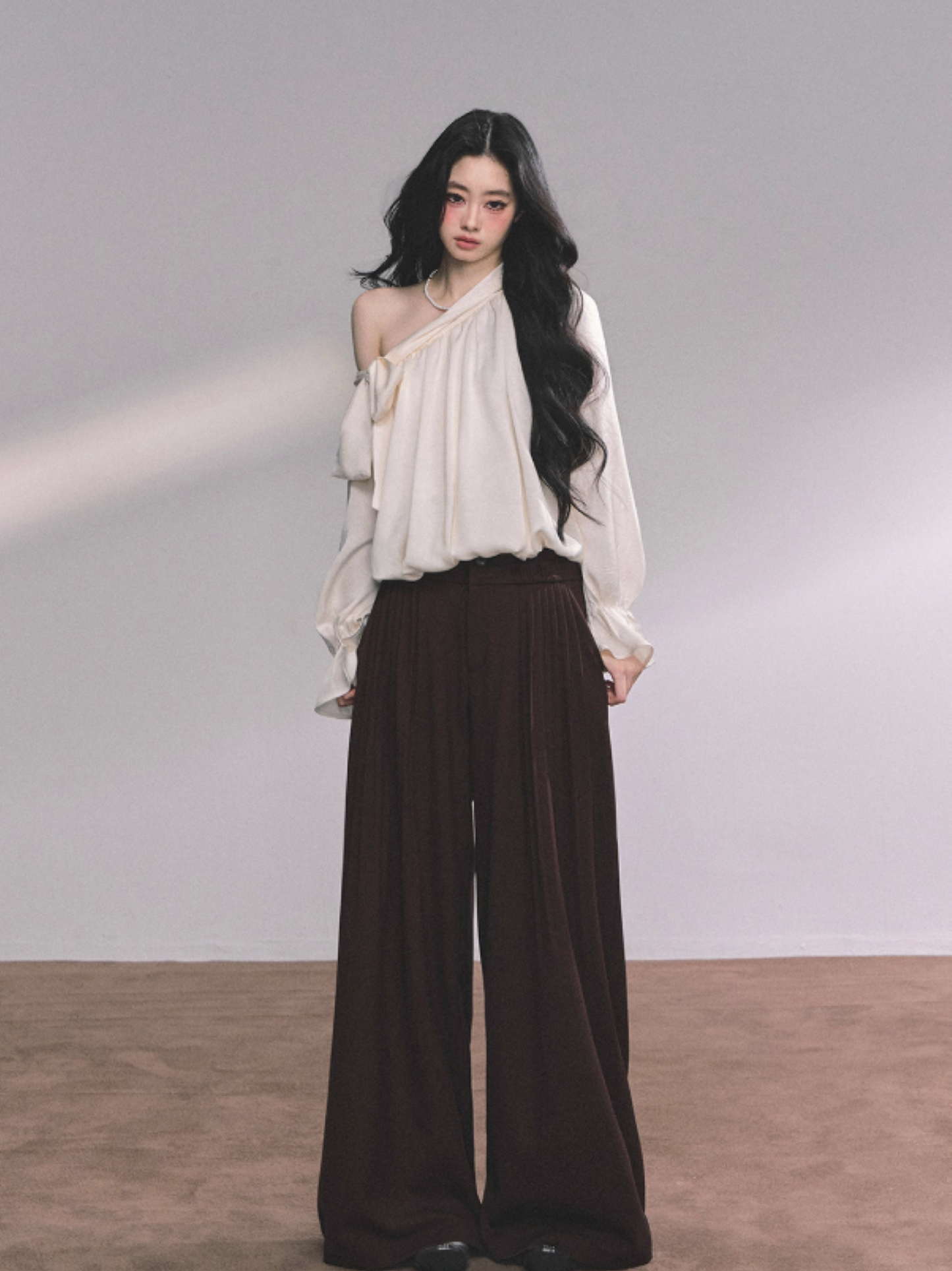 少也眼 Luxe Leeds Loose Fit Off-Shoulder Slimming Plaid Shirt