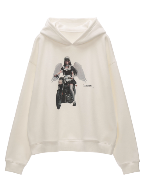 MAMC - White Oversized Hoodie – Playful Maid Streetwear Pullover WE829