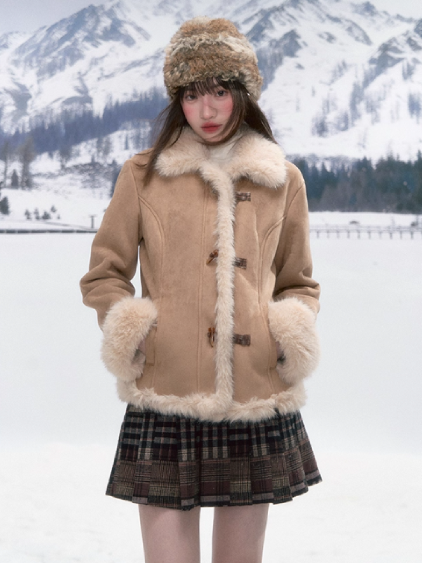 “Pinecone & Snow” Retro Faux Shearling Short Jacket PP2025255
