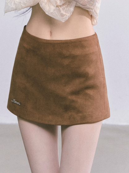 少也眼 London Café French Hepburn Woolen Three-Piece Set – Jacket, Top & Mini Skirt