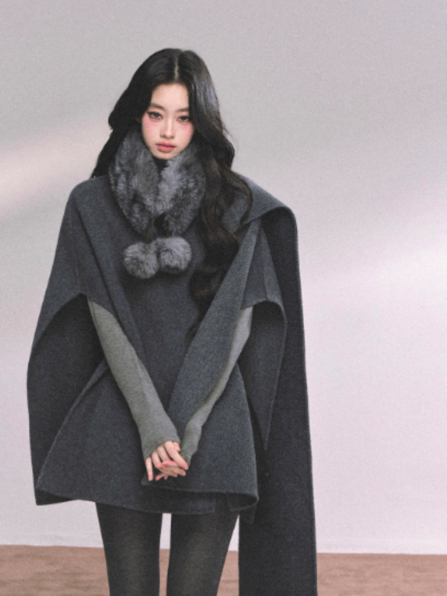 少也眼 French-Inspired Double-Faced Wool Cape Coat – Gray