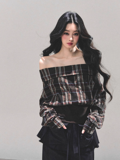 少也眼 Autumn Muse Off-Shoulder Striped Crop Shirt
