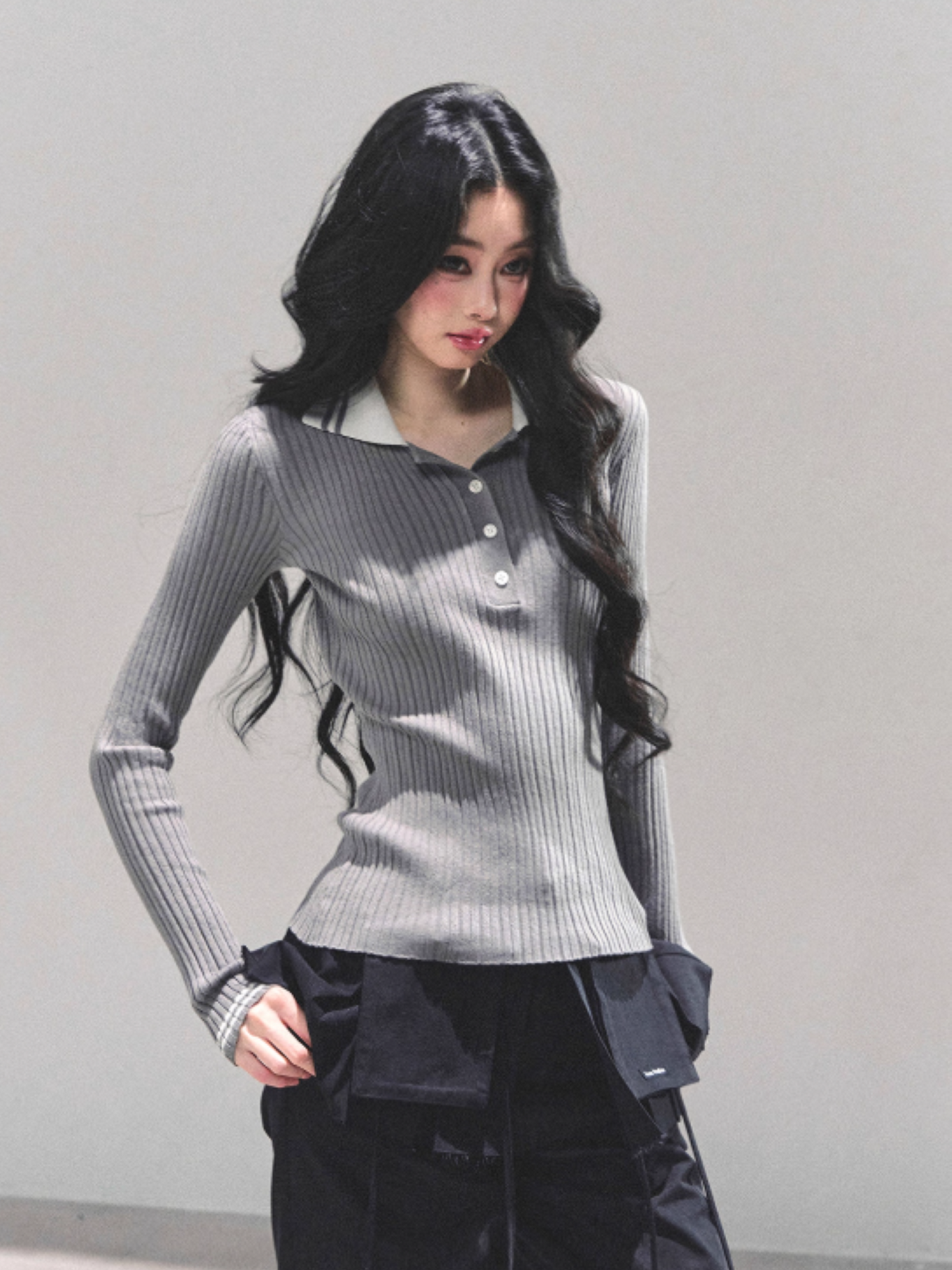 "温蒂的信" Classic Polo Collar Knit Top - Gray