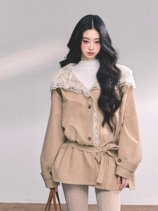 "维罗纳冬日" French Lace Hooded Trench Coat