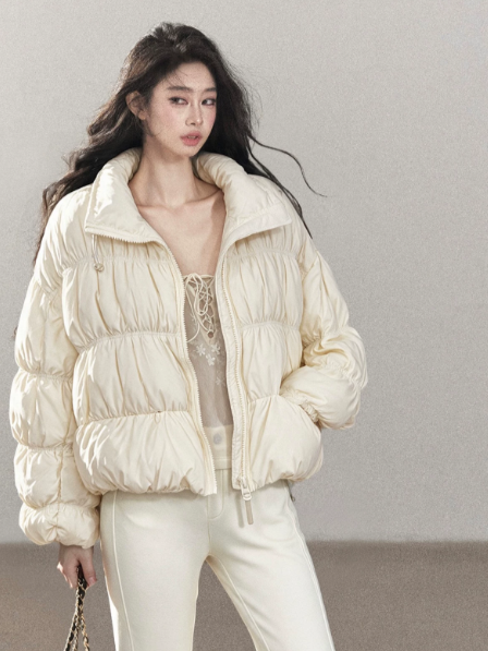 AOMALM - “She Gazes at Snow” 90% White Duck Down Puffer Jacket – Milky Almond