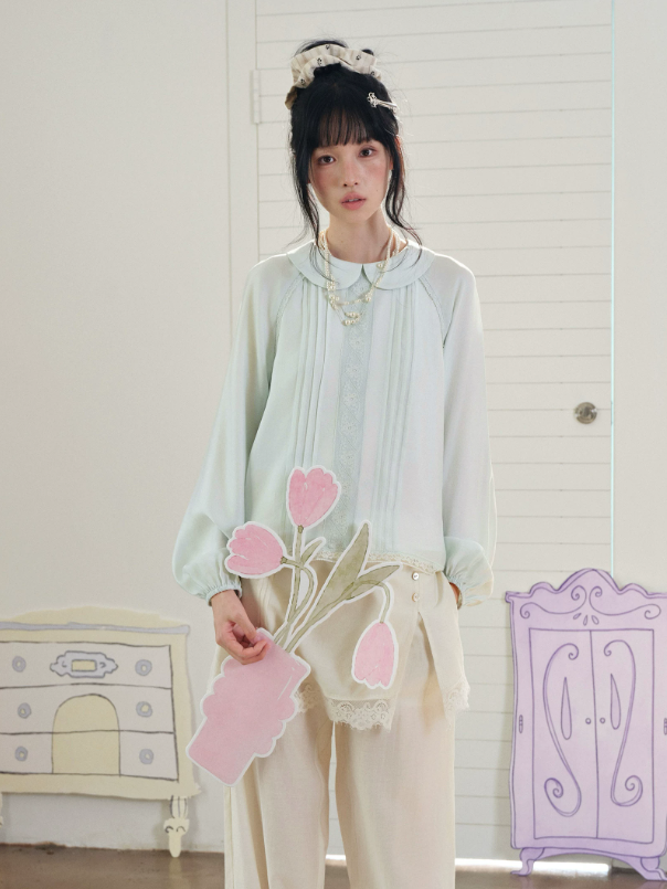 DAILY ARTIST - Mint Green Vintage Lace Doll-Collar Blouse