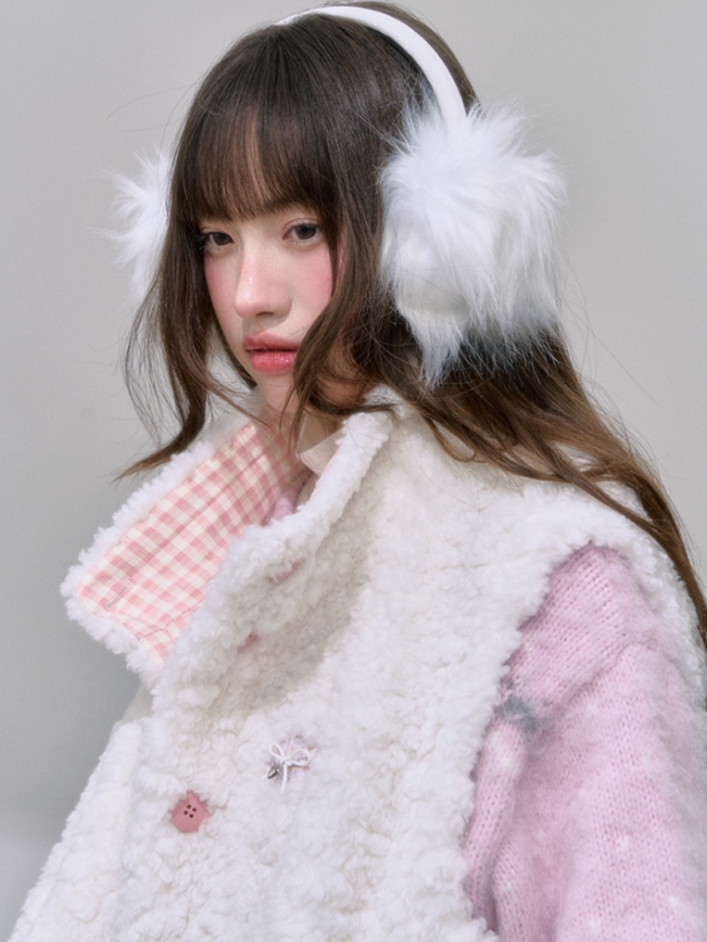 "格调翻转" Reversible Soft Girl Vest – Faux Fur & Pastel Pink Plaid Gilet