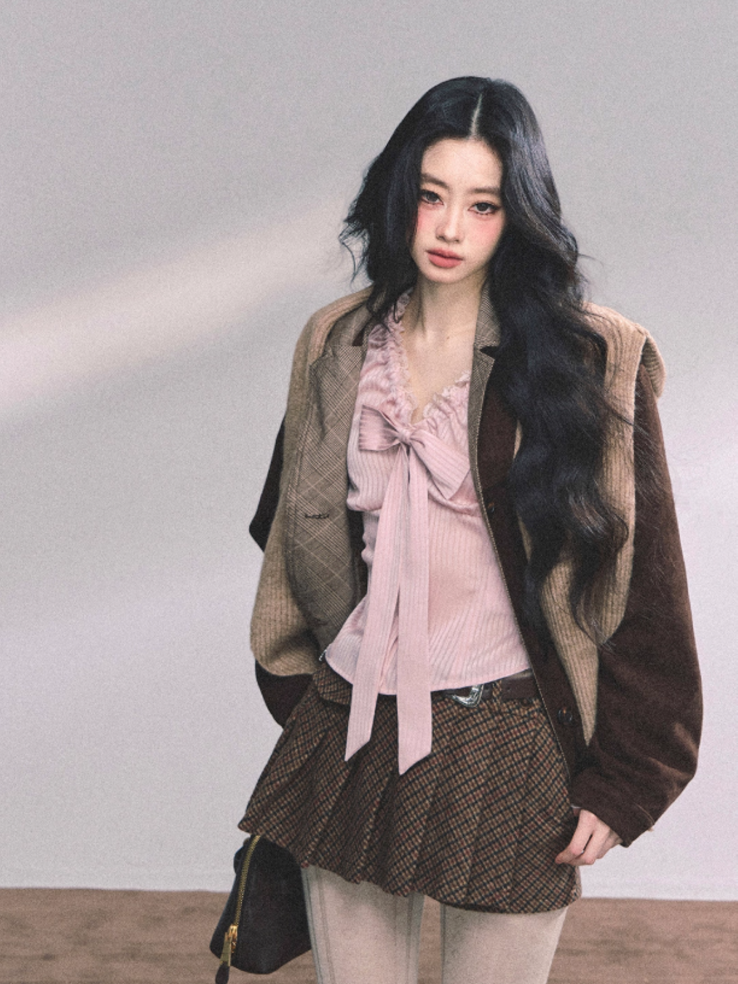 少也眼 Sweet Lolita-Inspired Slim Fit Lace Blouse