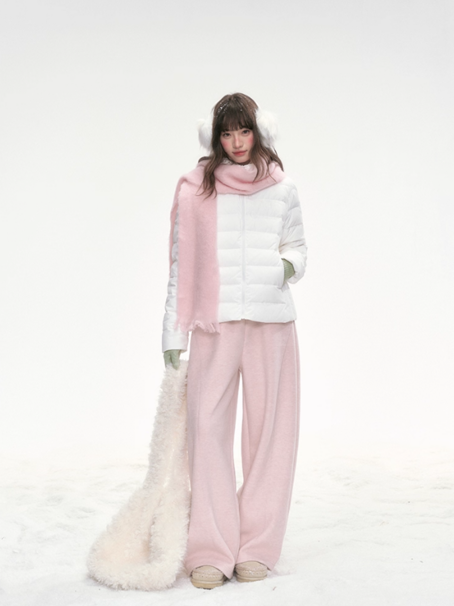 "Winter Bloom" Embroidered Knit Lounge Pants – White & Pink LL2025334