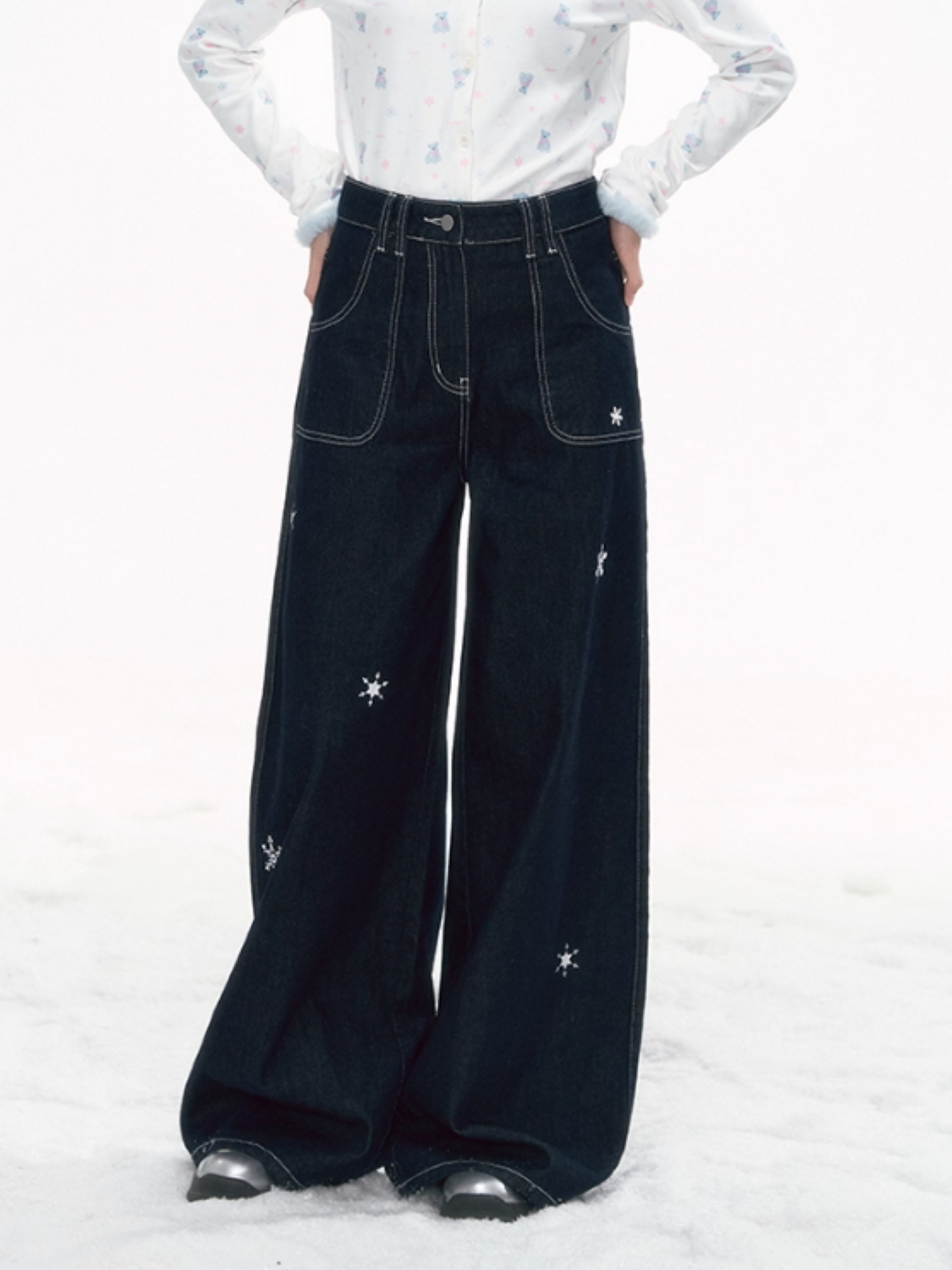 “Milk & Snowflake” Retro Wide-Leg Jeans PP2025288