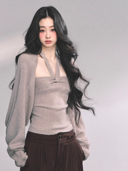 少也眼 French Oatmeal Beige Knit Top and Shawl Two-Piece Set