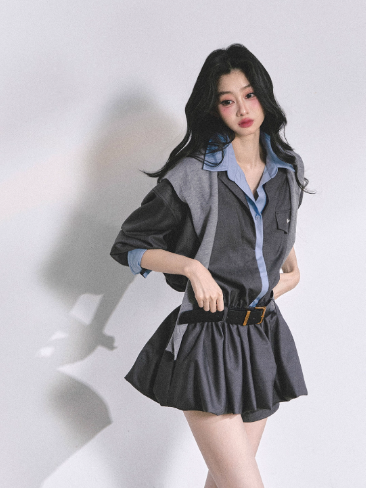 少也眼 Yale Preppy Puff Mini Dress Set with Shorts, Belt & Shawl (Gray)