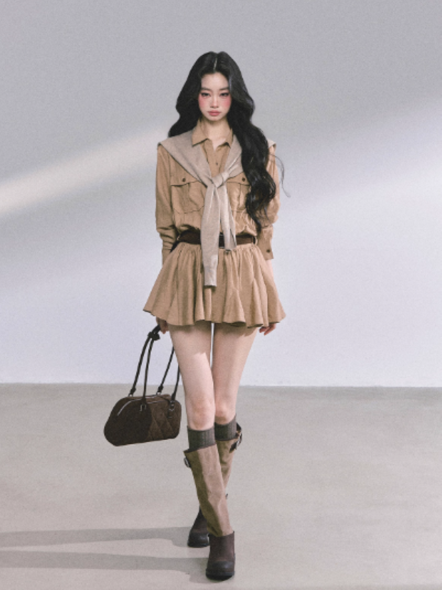 少也眼 Hepburn-Inspired Puff Mini Utility Dress
