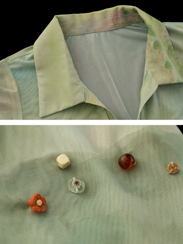 "Vintage Oil Bloom" Beaded Flutter Sleeve Polo Top WE958