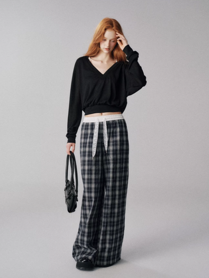 "水波温柔" V-Neck Batwing Sleeve Knit Cardigan Set (Black)