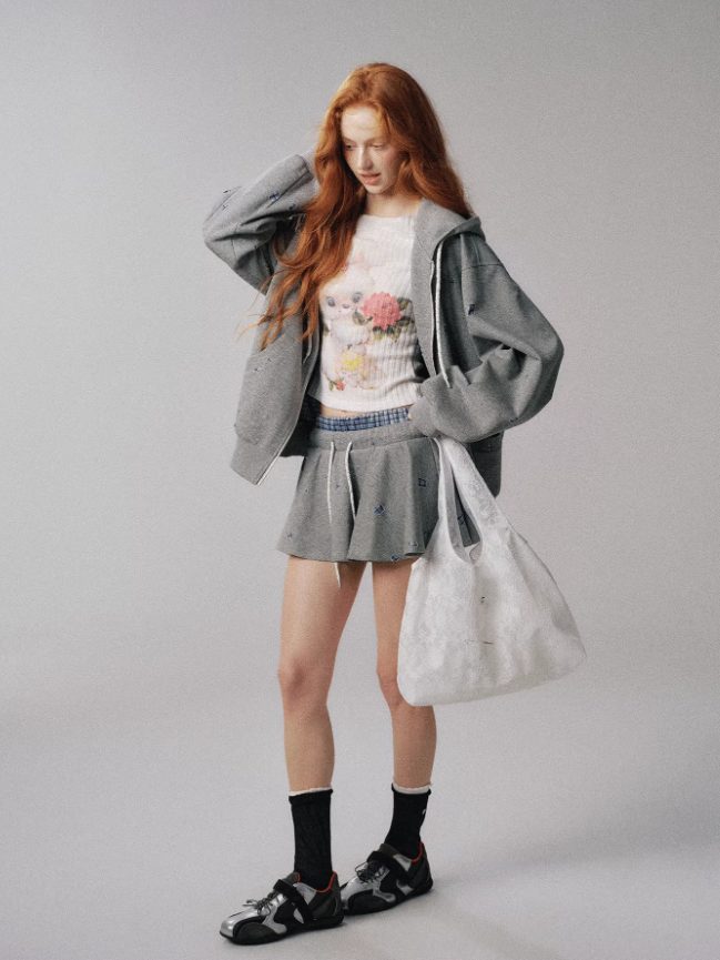 "心动符号" Gray-Blue Plaid 3-Piece MIU-Inspired Set – Hoodie, Pants & Puff Skort