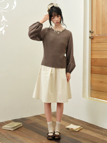 DAILY ARTIST - Warm Ivory Rose Embroidered Pleated A-Line Skirt