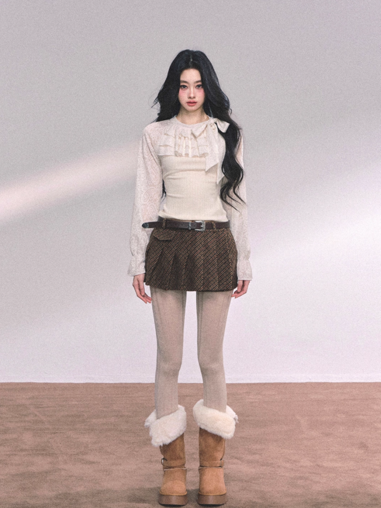 少也眼 Moon-lit Ruffle Lace Knit Layered Long Sleeve Top