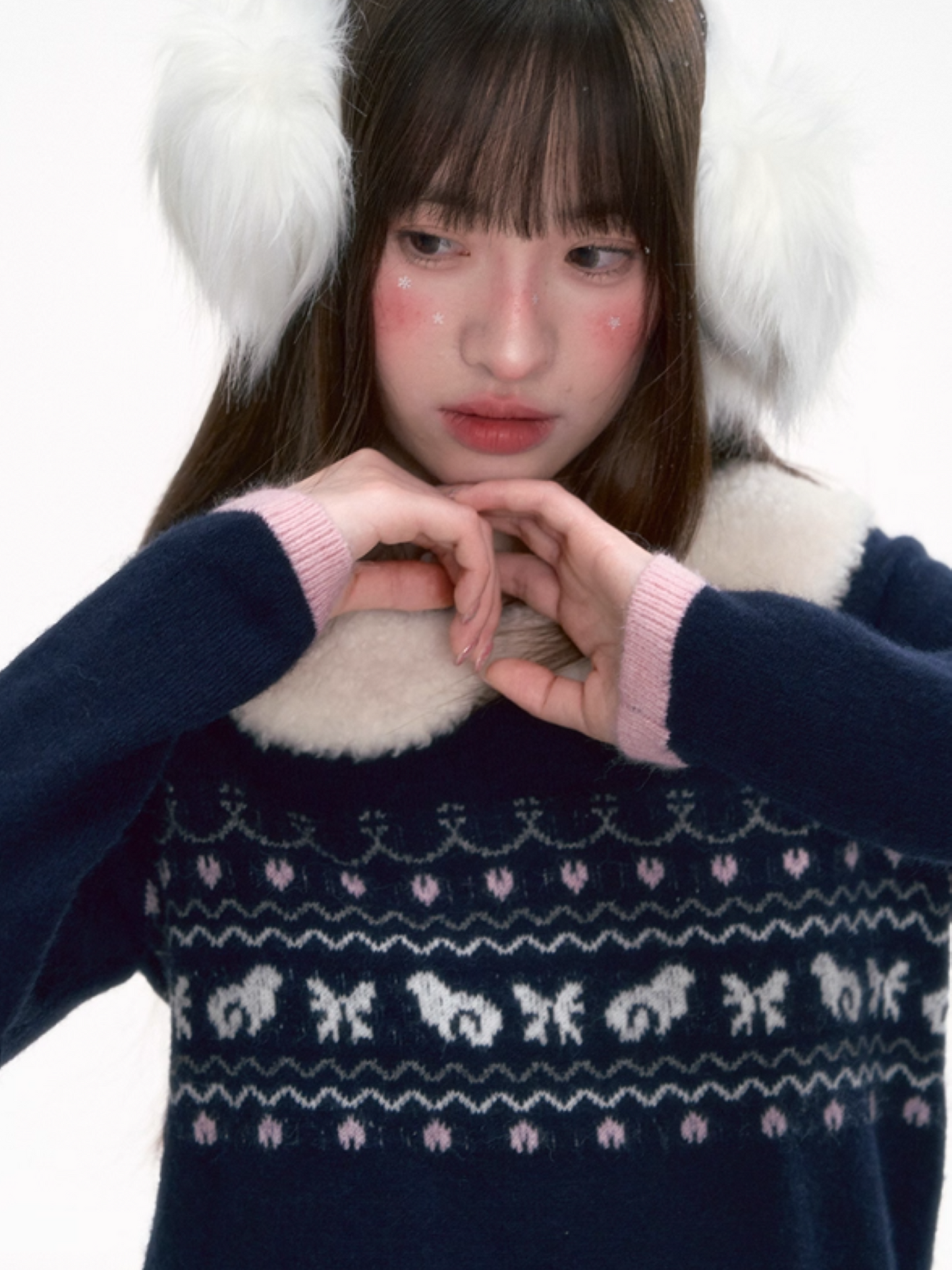 '雪绒甜心' Fair Isle Knit Top with Detachable Faux Fur Peter Pan Collar – Gray/ Navy
