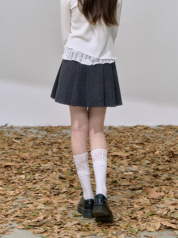 “青衫褶” Miu-Inspired Gray High-Waisted Pleated Skirt