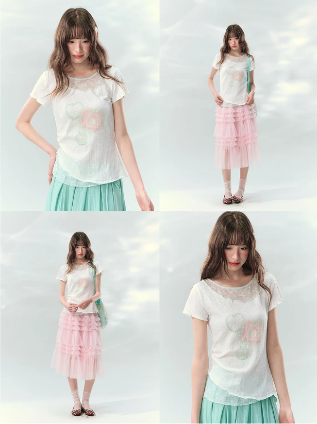 “Apple Mist Daydream” White Apple Print Ruched Tee