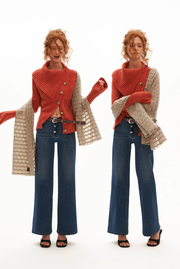 MAMC - Recycled Airy-Knit Fitted Turtleneck Sweater (Orange / Brown)