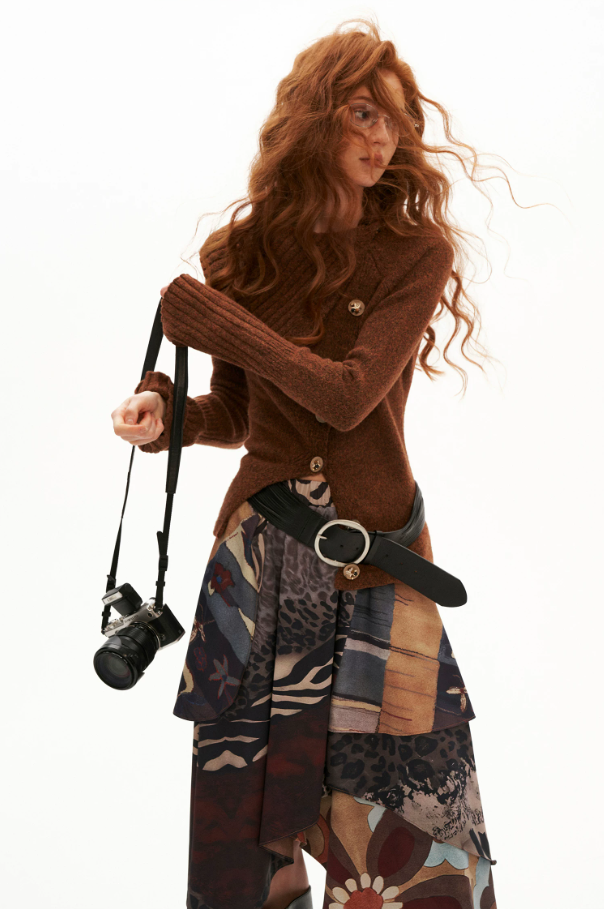 MAMC - Recycled Airy-Knit Fitted Turtleneck Sweater (Orange / Brown)