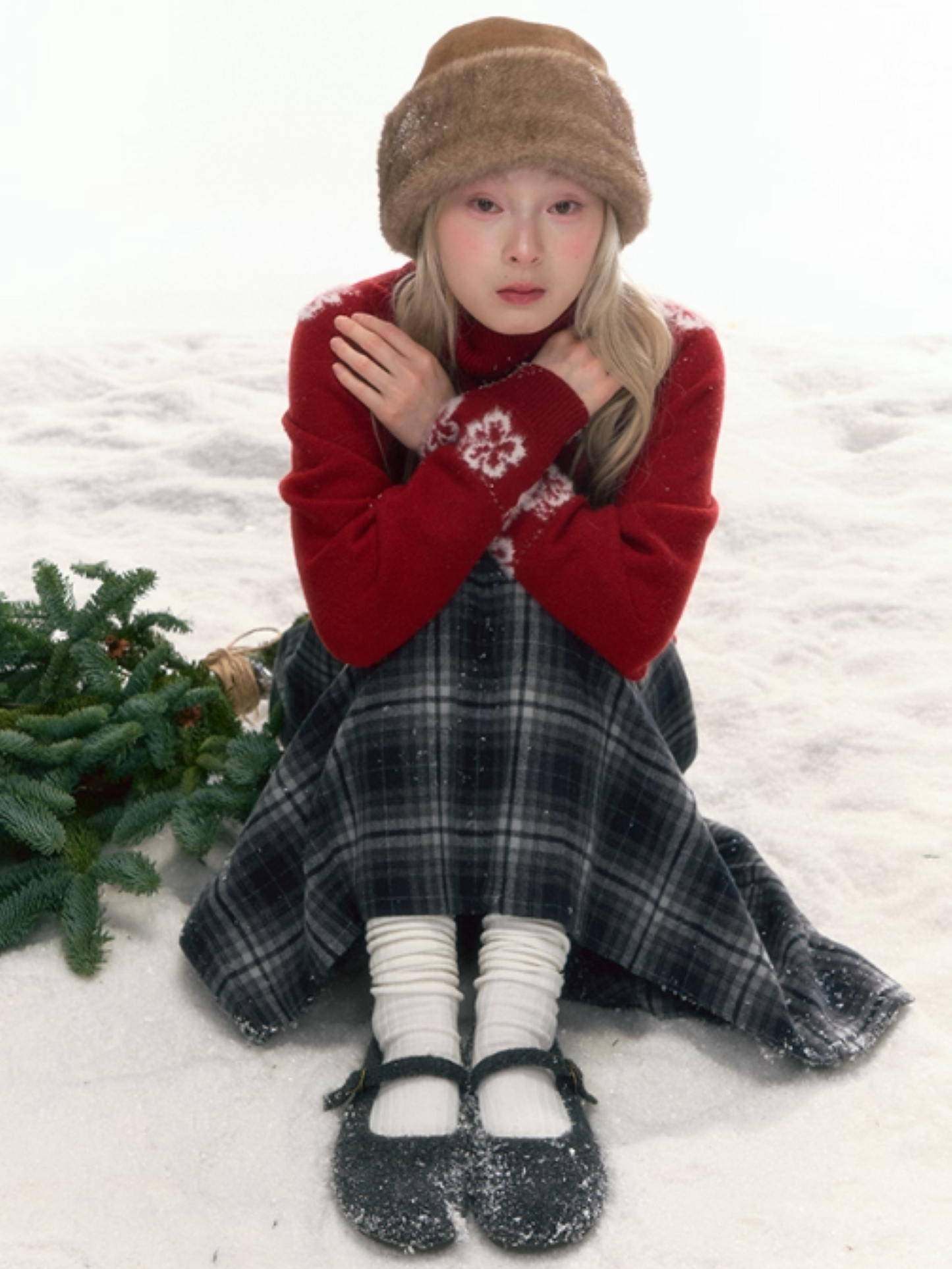 "Off-Season Garden" Red Jacquard Wool Turtleneck Knit Top LL2025304