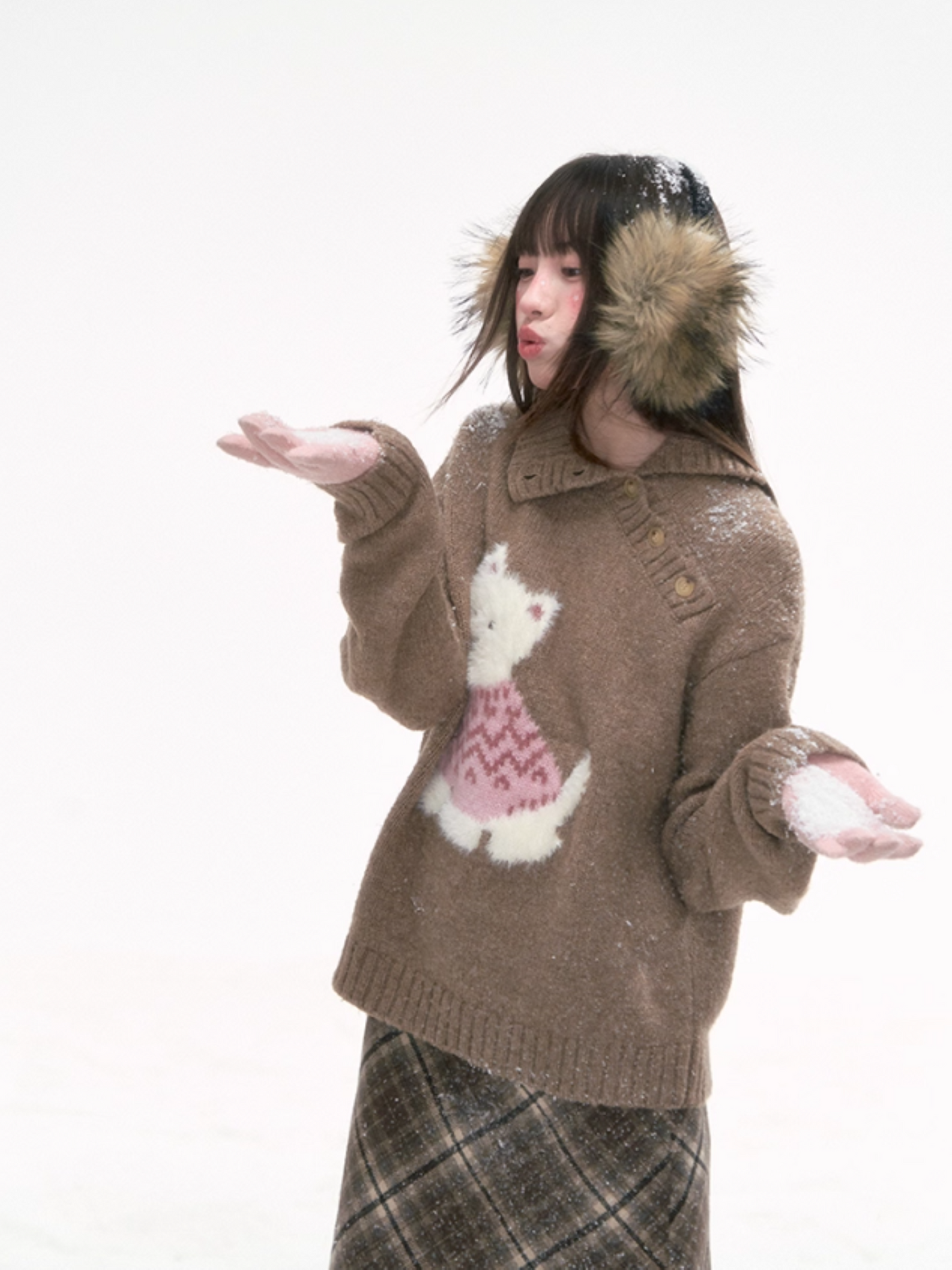 '可可慕斯' Brown Knit Sweater with Westie Dog Embroidery